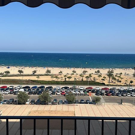 Vistas Frontales Al Mar Lägenhet Empuriabrava Exteriör bild